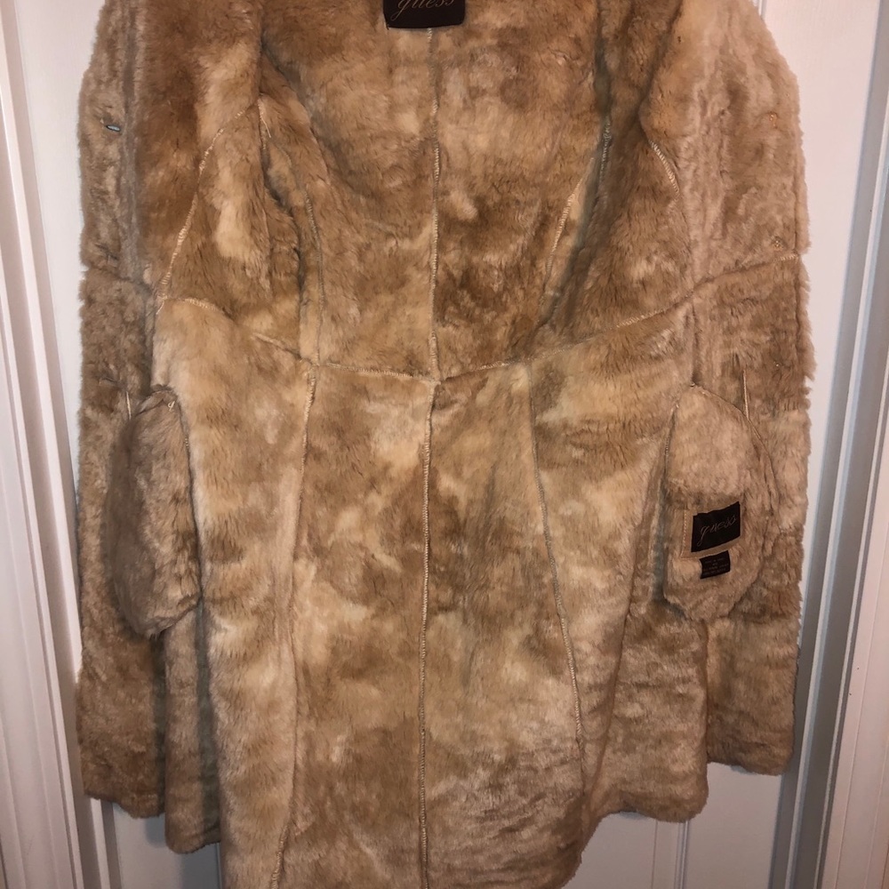 Guess - Picture 4 of 6